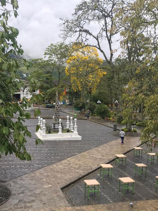 Hospedaje Casa Rosa Jardín Kültér fotó